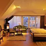 Ξενοδοχείο Inselhotel 3*