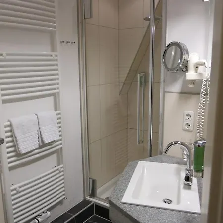 Отель Inselhotel 3*