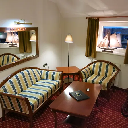 Inselhotel Отель 3*