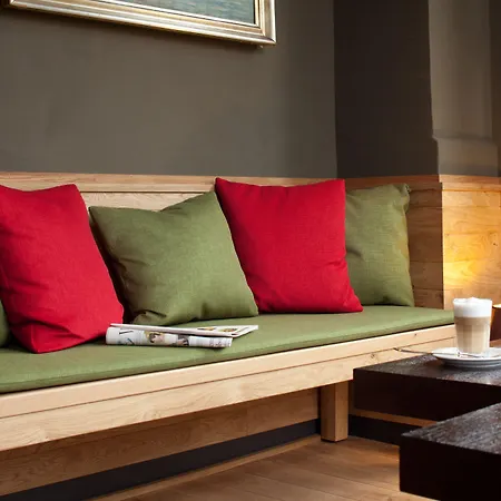 朗格奥岛屿酒店 3*