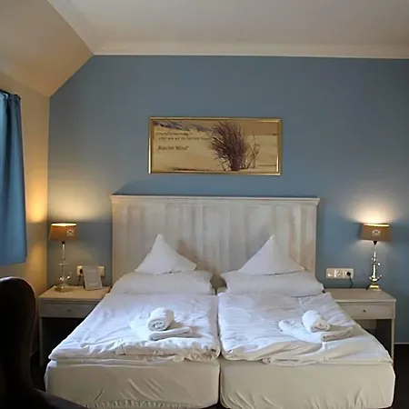 Hotel Inselhotel 3*