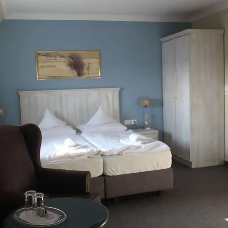 Hotel Inselhotel 3*
