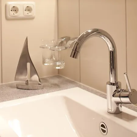 Ξενοδοχείο Inselhotel 3*