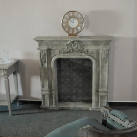 朗格奥岛屿酒店 3*