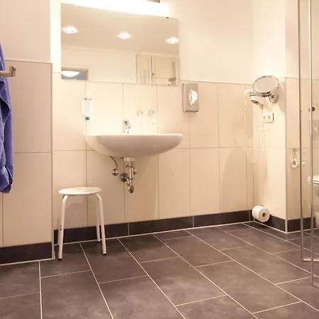 Ξενοδοχείο Inselhotel 3*